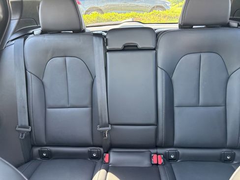 Certified 2026 Volvo XC40 B5 Plus AWD/4WD image 28
