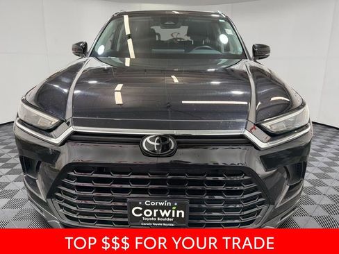 Used 2024 Toyota Grand Highlander AWD image 2