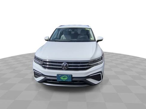 Used 2023 Volkswagen Tiguan S image 3