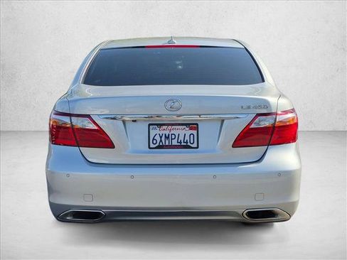 Used 2012 Lexus LS 460 w/ Luxury Value Edition RWD image 6