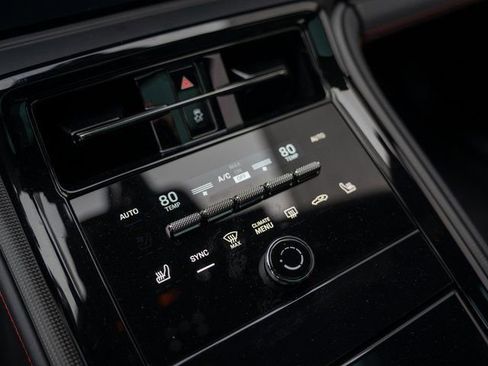 Certified 2025 Porsche Panamera GTS AWD/4WD image 26