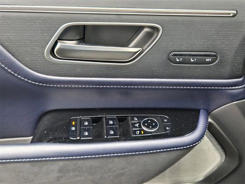 New 2026 INFINITI QX80 4WD w/ Sport Exterior Package image 22