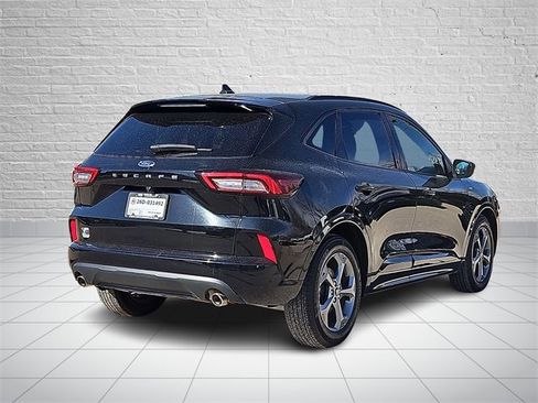 Used 2023 Ford Escape ST-Line image 4