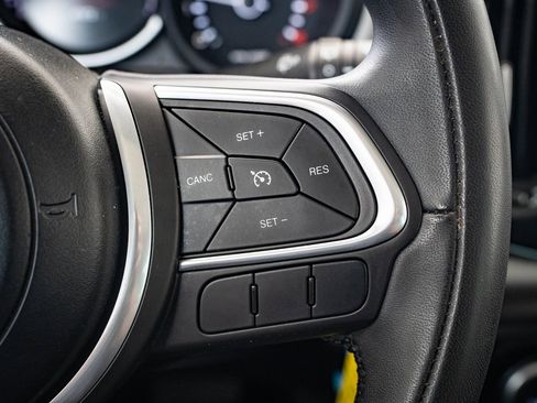 Used 2019 FIAT 500L Lounge w/ Graphite Edition image 24