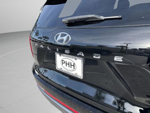 Used 2023 Hyundai Palisade SEL w/ Cargo Package image 31