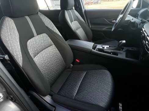 New 2026 Nissan Sentra SV w/ SV Convenience Package FWD image 17