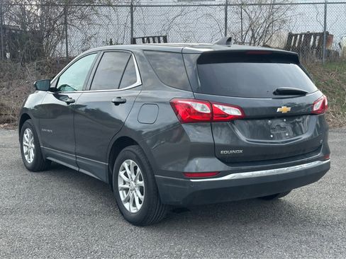 Used 2020 Chevrolet Equinox LT w/ Driver Convenience Package image 5