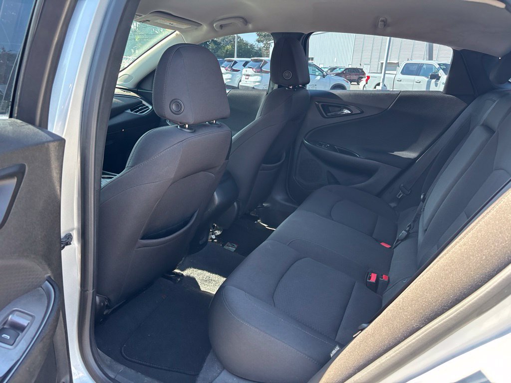 Used 2018 Chevrolet Malibu LS FWD image 7