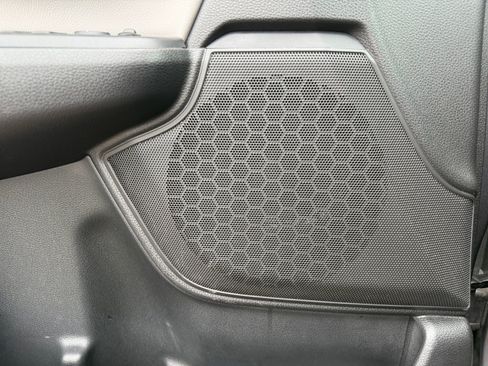 Used 2019 Honda CR-V Touring image 25