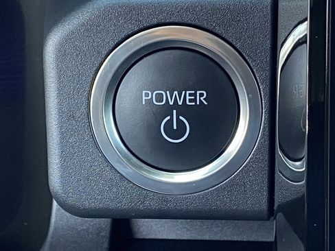 Certified 2025 Toyota 4Runner 4WD image 25