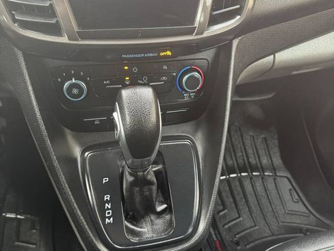 Used 2019 Ford Transit Connect XL FWD image 39