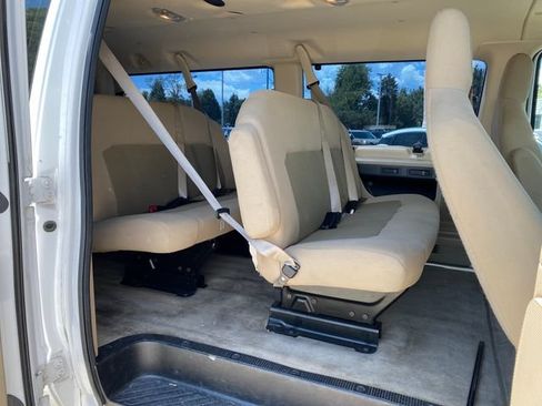 Used 2013 Ford E-350 and Econoline 350 XLT RWD image 11