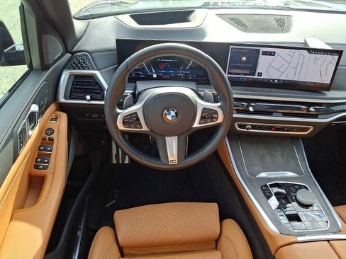 Certified 2024 BMW X5 xDrive40i w/ M Sport Package AWD/4WD image 12