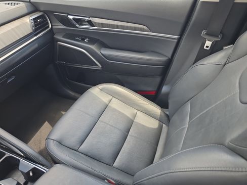 Certified 2023 Kia Telluride EX FWD image 16