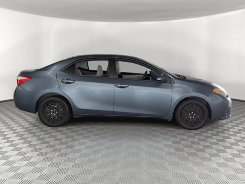 Used 2015 Toyota Corolla LE image 8