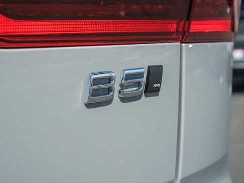 New 2027 Volvo XC60 B5 Ultra AWD/4WD image 11