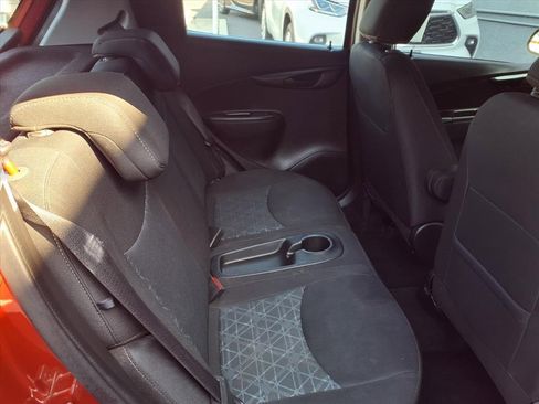 Used 2022 Chevrolet Spark LT image 21