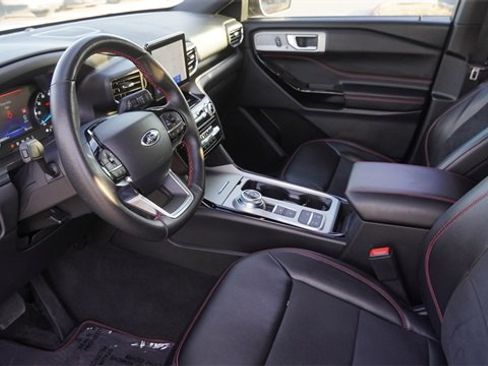 Used 2023 Ford Explorer ST-Line w/ Class IV Trailer Tow Package image 20