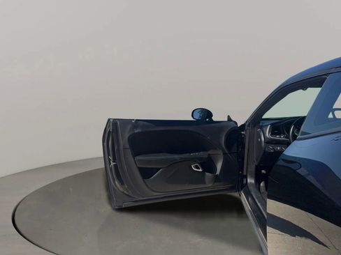Used 2019 Dodge Challenger SXT RWD image 16