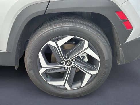 Used 2024 Hyundai Tucson Limited AWD/4WD image 6