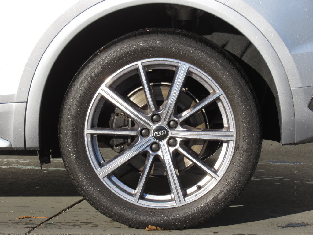 Used 2022 Audi SQ5 Premium Plus AWD/4WD image 35