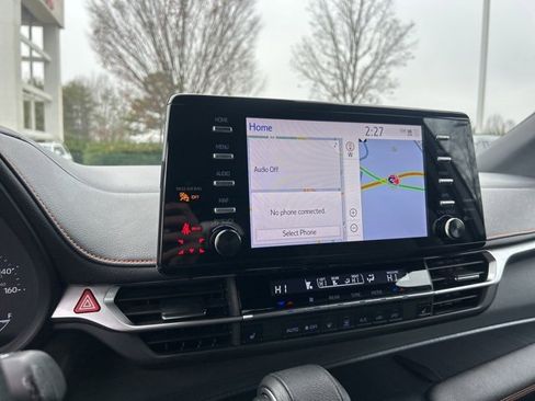 Used 2023 Toyota Sienna XSE image 25