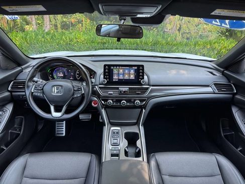 Used 2022 Honda Accord Sport image 5
