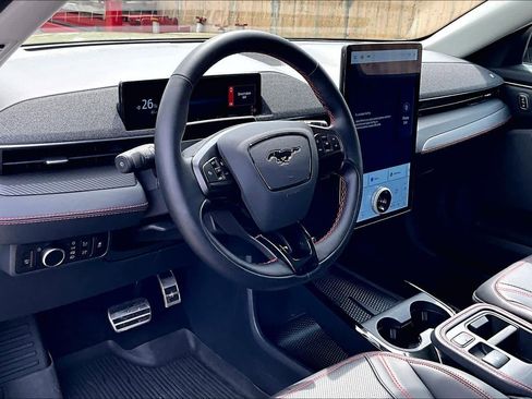 Used 2025 Ford Mustang Mach-E Premium w/ Sport Appearance Package AWD/4WD image 23