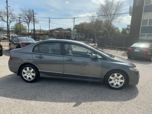 Used 2010 Honda Civic LX image 9