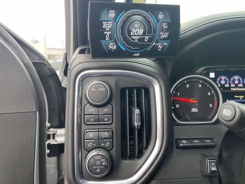 Used 2023 Chevrolet Silverado 2500 High Country w/ Z71 Off-Road Package image 20