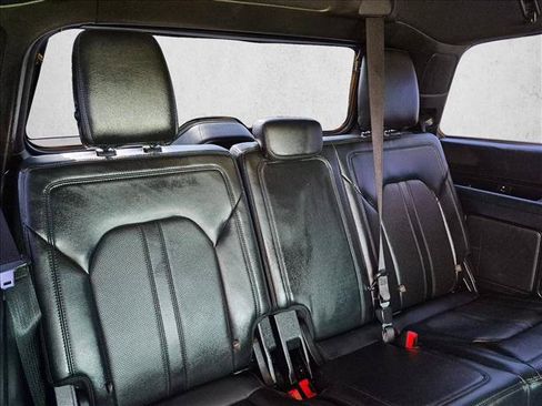 Used 2018 Ford Expedition Limited w/ Driver Assistance Package AWD/4WD image 19