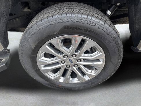Used 2025 Ford F150 Lariat w/ Bed Utility Package AWD/4WD image 31