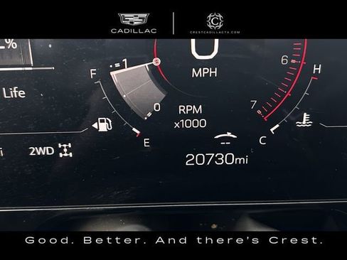 Used 2025 GMC Yukon XL AT4 Ultimate image 9