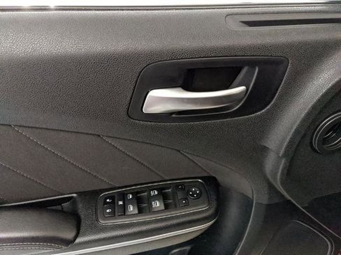 Used 2023 Dodge Charger SXT image 15