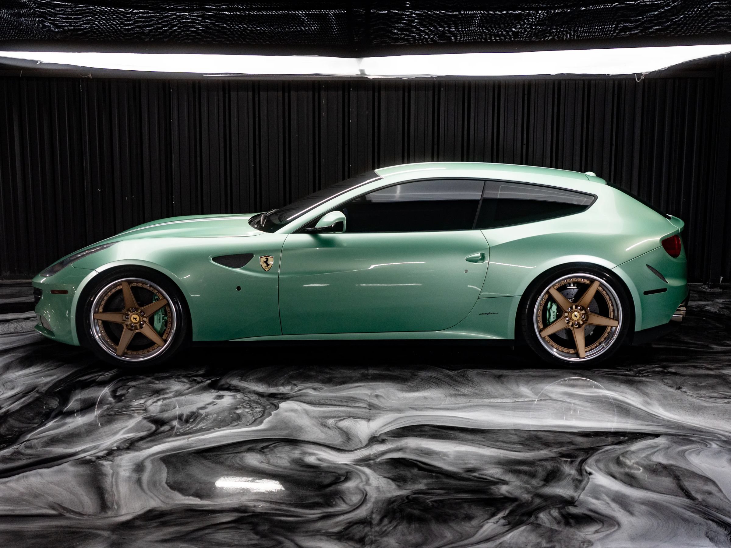 Used 2012 Ferrari FF AWD/4WD image 2