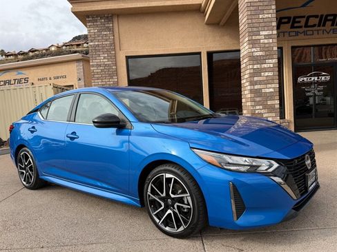 Used 2024 Nissan Sentra SR image 1