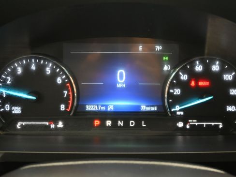 Used 2023 Ford Explorer XLT image 14