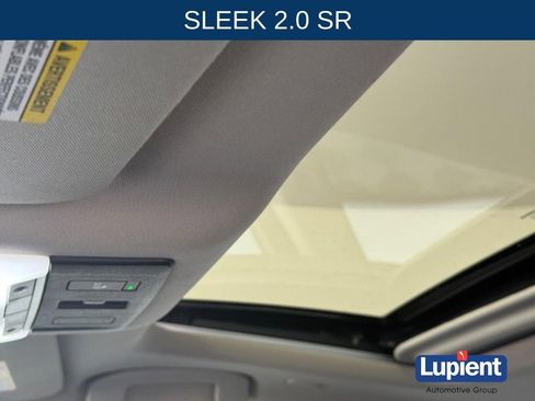 Used 2023 Nissan Altima 2.0 SR FWD image 23