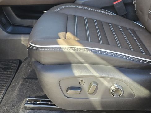 New 2026 GMC Acadia Denali Ultimate image 17