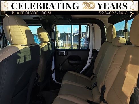 Used 2022 Jeep Gladiator Sport w/ Trailer Tow Package image 18