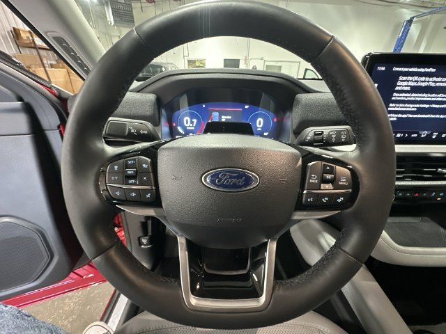 Used 2026 Ford Explorer Platinum w/ LUX Leather Package AWD/4WD image 15
