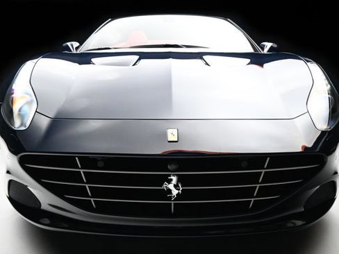 Used 2016 Ferrari California T RWD image 50