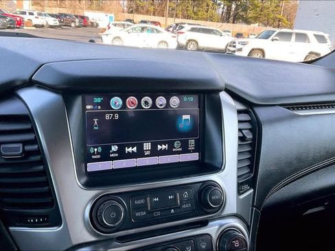 Used 2020 Chevrolet Tahoe Premier w/ Premier Plus Edition AWD/4WD image 21