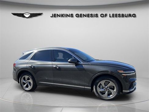 Used 2026 Genesis GV70 2.5T Select image 3