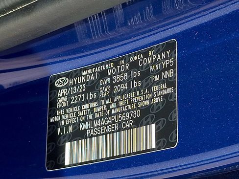 Used 2023 Hyundai Elantra SEL FWD image 27