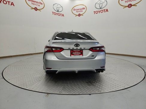 Used 2023 Toyota Camry SE image 7
