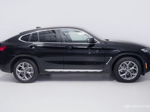 Used 2025 BMW X4 xDrive30i AWD/4WD image 3
