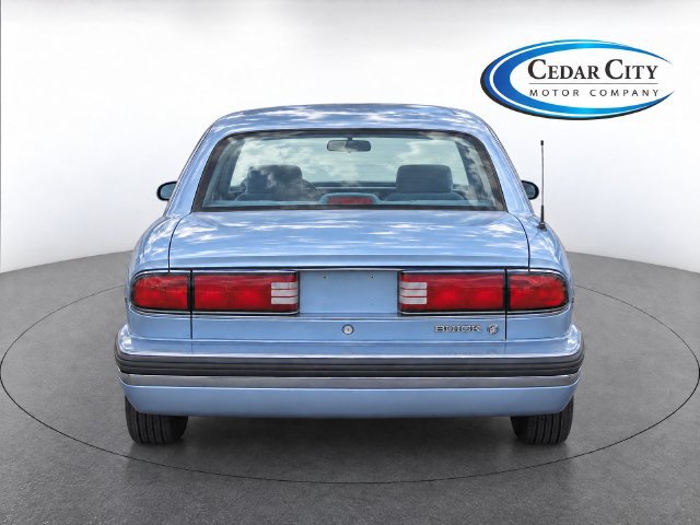 Used 1995 Buick Le Sabre Custom FWD image 7