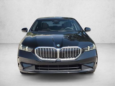 Used 2026 BMW 540i xDrive AWD/4WD image 2