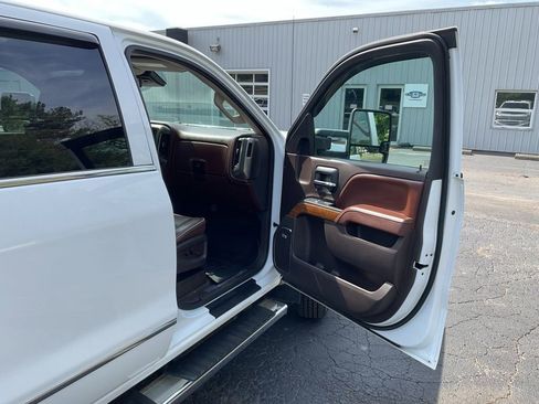 Used 2016 Chevrolet Silverado 3500 High Country w/ Duramax Plus Package AWD/4WD image 34